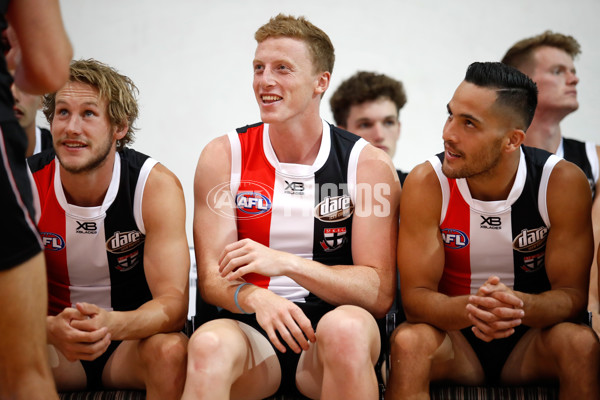 AFL 2018 Media - St Kilda Team Photo Day - 566339