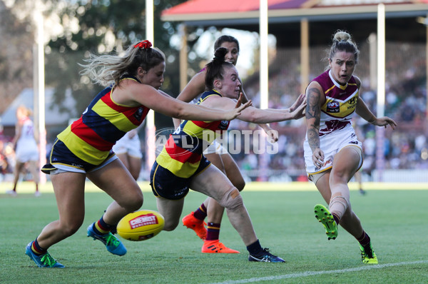 AFLW 2018 Rd 01 - Adelaide v Brisbane - 566564