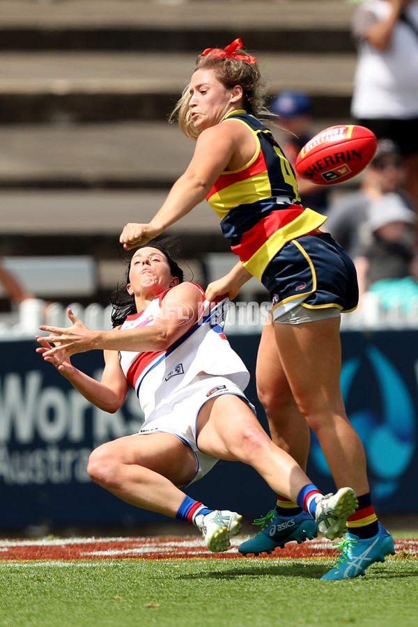 AFLW 2018 Rd 03 - Adelaide v Western Bulldogs - 569166