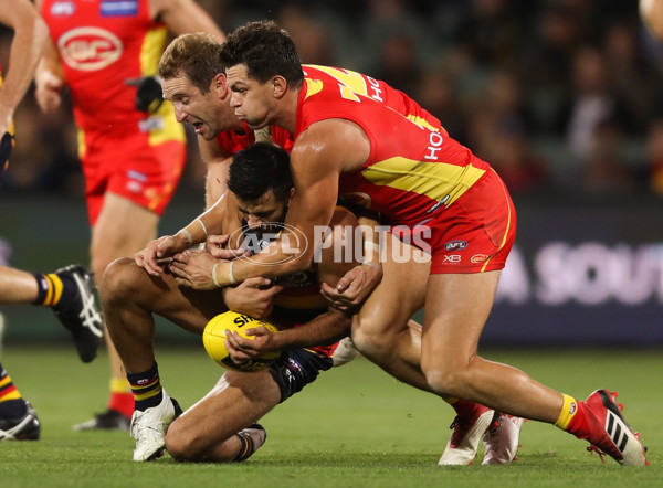 AFL 2018 Round 06 - Adelaide v Gold Coast - 587117