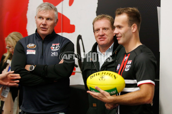 AFL 2018 Round 09 - St Kilda v Collingwood - 593422