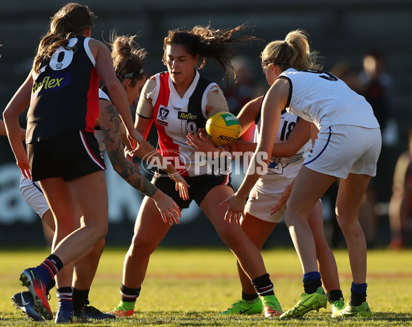 VFLW 2018 Round 11 - Southern Saints v Melbourne Uni - 613970