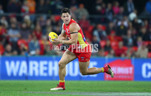 AFL 2018 Round 19 - Gold Coast v Carlton - 615535