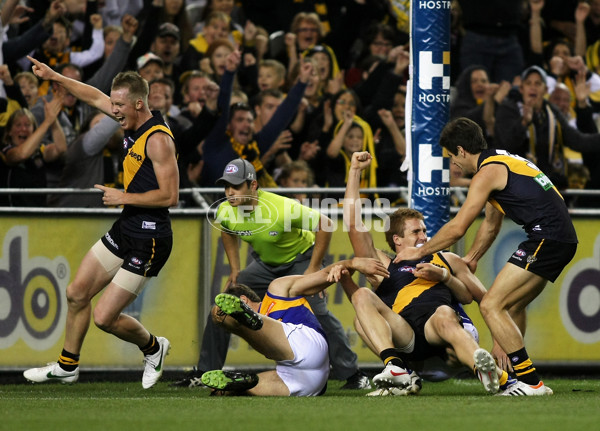 AFL 2012 Rd 05 - Richmond v West Coast - 255722