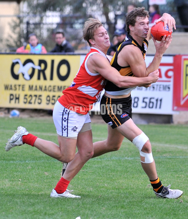 VFL 2012 Rd 09 - Werribee Tigers v Northern Blues - 257662