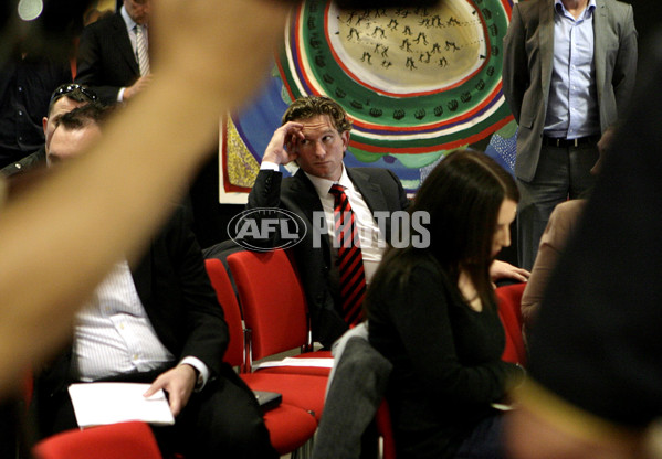 AFL 2011 Media - Essendon Presser 080911 - 242656