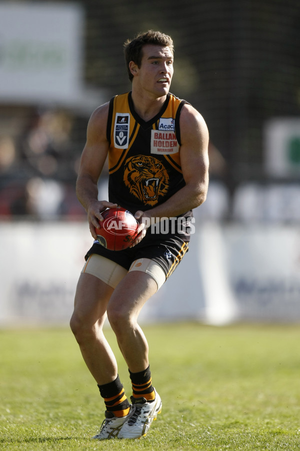 VFL 2011 Rd 08 - Werribee Tigers v Northern Bullants - 231054