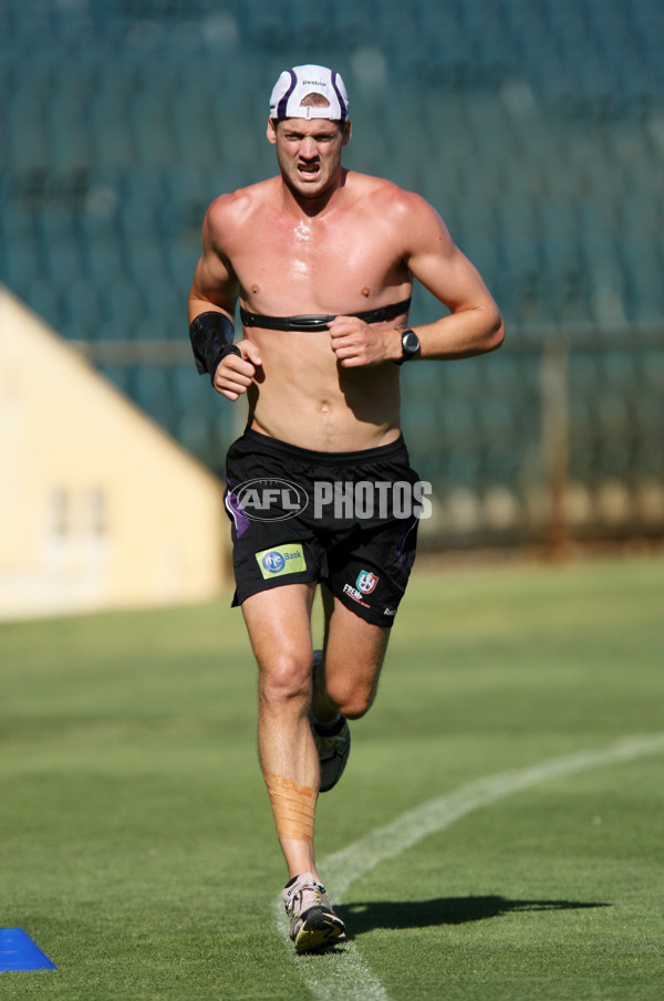 AFL 2010 Training - Fremantle 200110 - 197614
