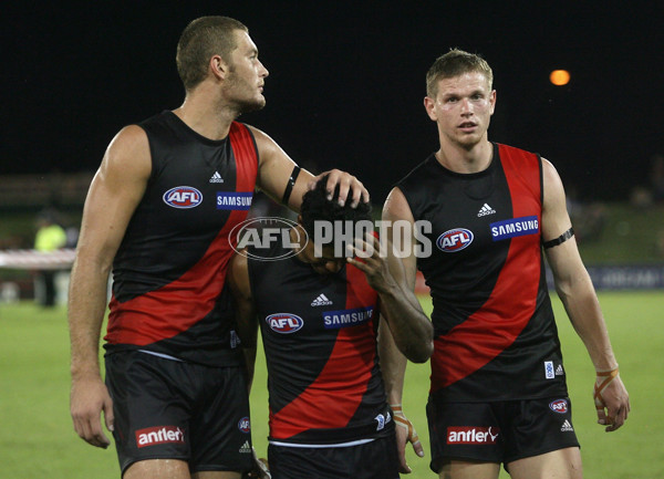 AFL 2010 NAB Challenge - Sydney v Essendon - 199894