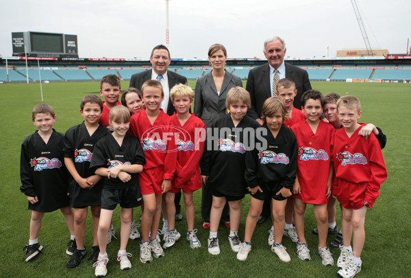 AFL 2009 Media - Australian Football Match Policy Launch 020309 - 174980