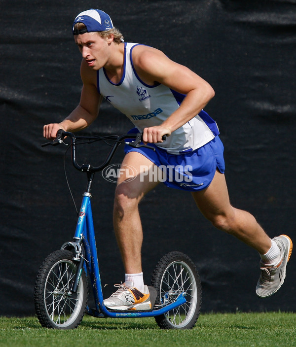 AFL 2009 Media - North Melbourne Training Session 310309 - 176923