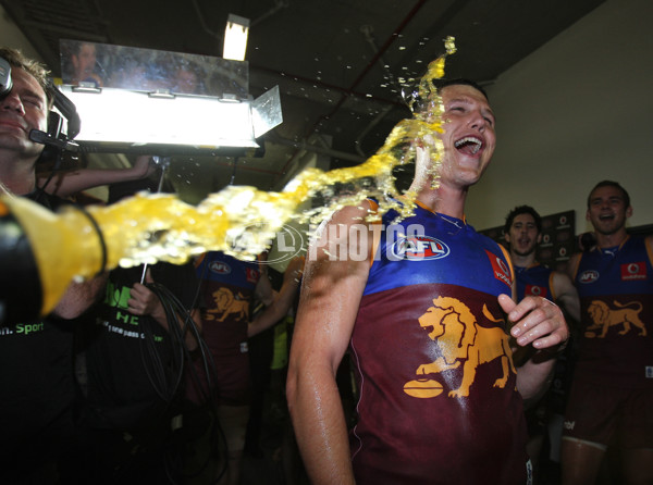AFL 2009 Rd 06 - Brisbane v Essendon - 180509