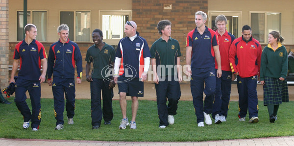 AFL 2009 Media - Adelaide Community Camp 150609 - 184367