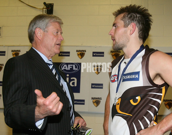 AFL 2010 Rd 09 - Carlton v Hawthorn - 208353