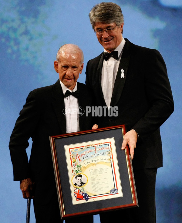 AFL 2010 Media - Hall of Fame Dinner - 209311