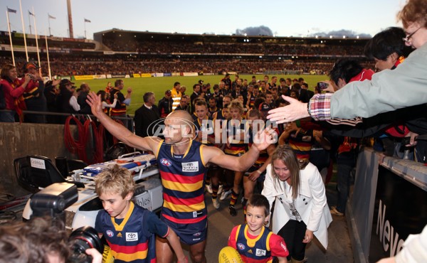 AFL 2010 Rd 11 - Adelaide v Fremantle - 209518
