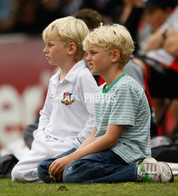 AFL 2011 Media - GloBALL Cricket Match - 221834