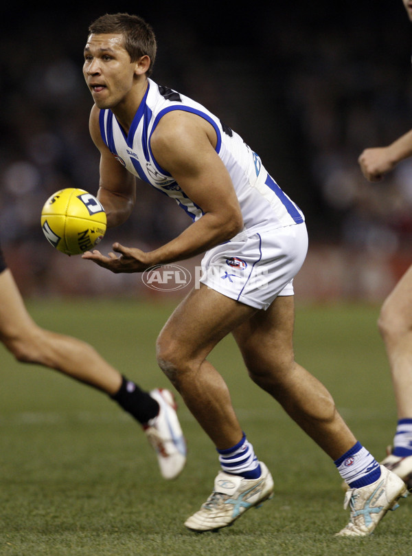 AFL 2012 Rd 21 - Collingwood v North Melbourne - 267450