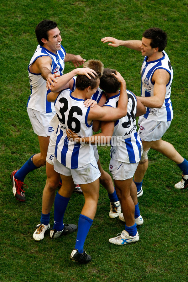 AFL 2009 Rd 21 - St Kilda v North Melbourne - 193950