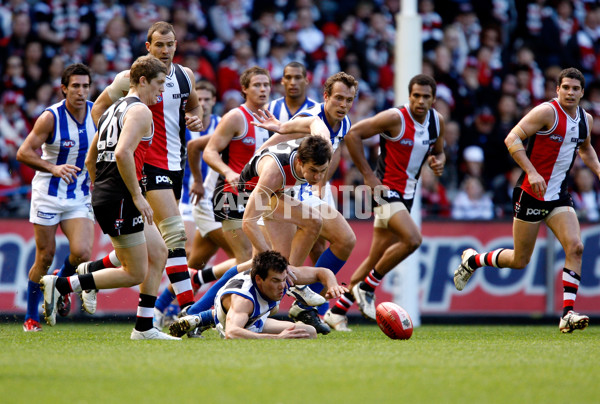 AFL 2009 Rd 21 - St Kilda v North Melbourne - 193953