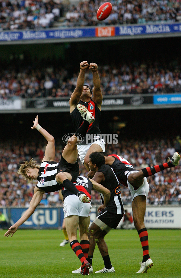 AFL 2008 Rd 06 - Collingwood v Essendon - 137860