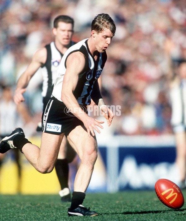 AFL 1998 Rd 5 - Collingwood v Essendon - A-35032251