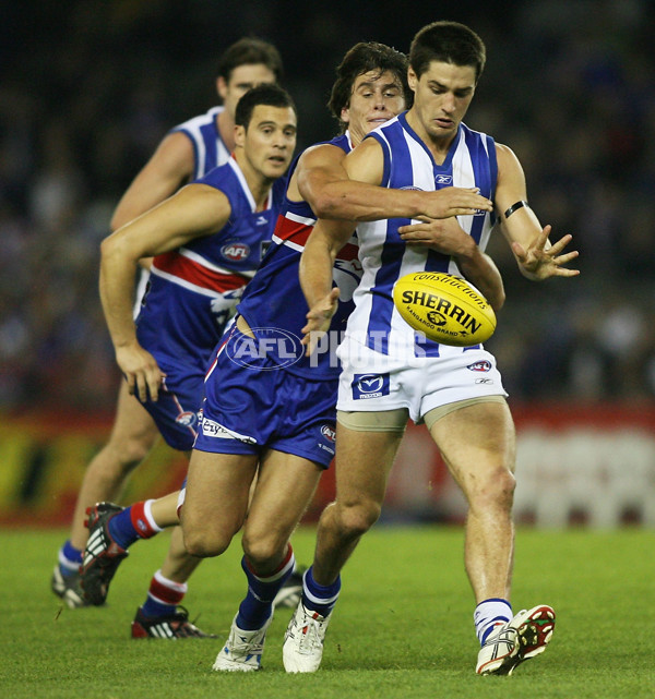 AFL 2008 Rd 09 - Western Bulldogs v North Melbourne - 144947