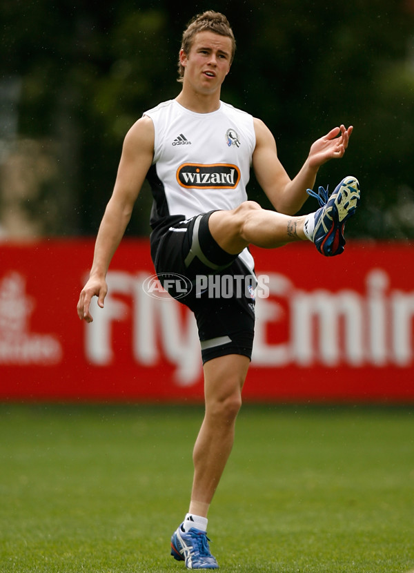 AFL 2008 Media - Collingwood Training 031208 - 163599