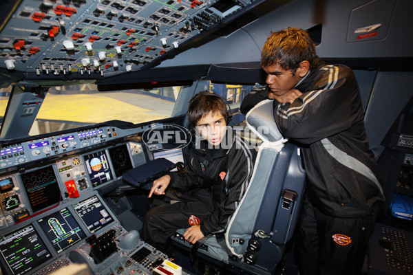 AFL 2010 Media - AFL Qantas Kickstart Camp 170810 - 215595