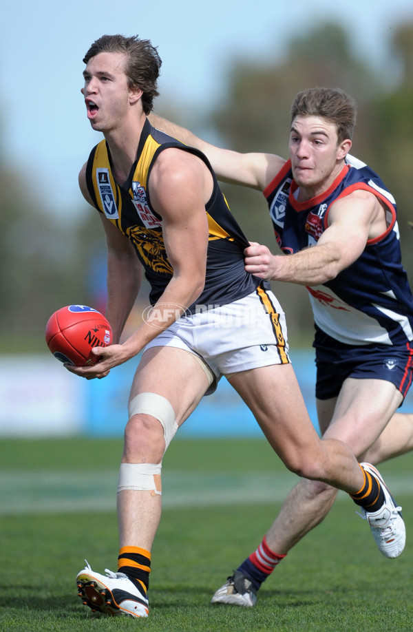 VFL 2012 1st Qualifying Final - Casey Scorpions v Werribee Tigers - 268765