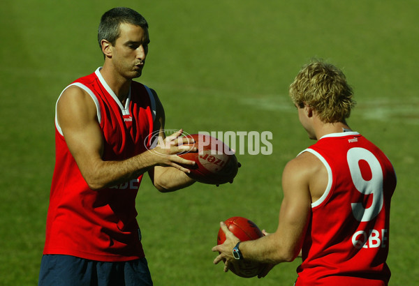 AFL 2004 Media - Sydney Swans Training 160404 - 115932