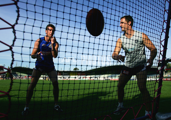 AFL 2005 Media - Carlton Training 120405 - 175756