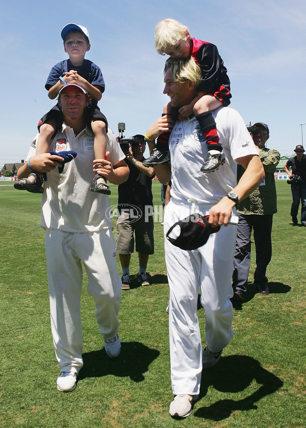 AFL 2005 Media - Cricket Australia And AFL Six-a-Side Cricket Showdown 221205 - 176180