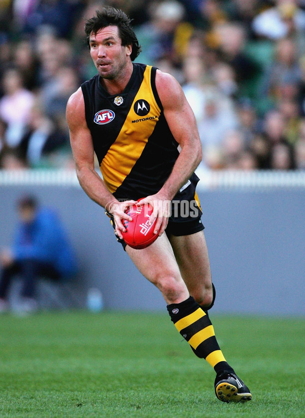 AFL 2005 Rd 7 - Richmond v Carlton - 177339
