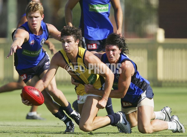 AFL 2006 Media - Carlton 2006 Community Camp - 182029