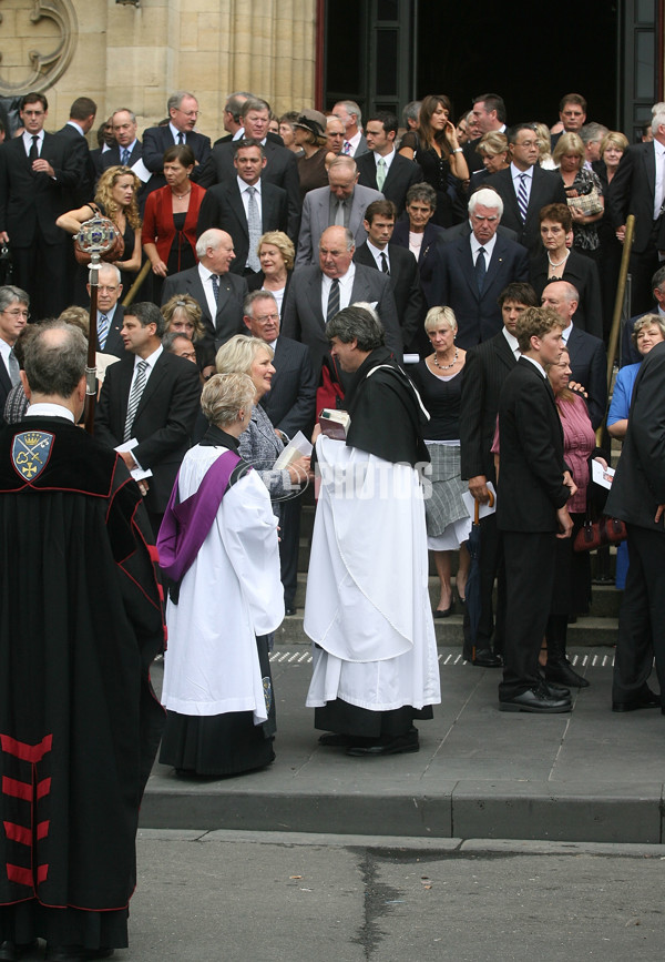 Ron Evans Funeral â€“ 160307 - 2611