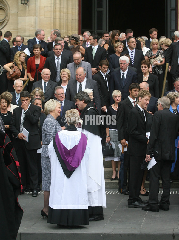 Ron Evans Funeral â€“ 160307 - 2612