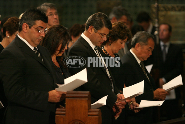 Ron Evans Funeral â€“ 160307 - 2547