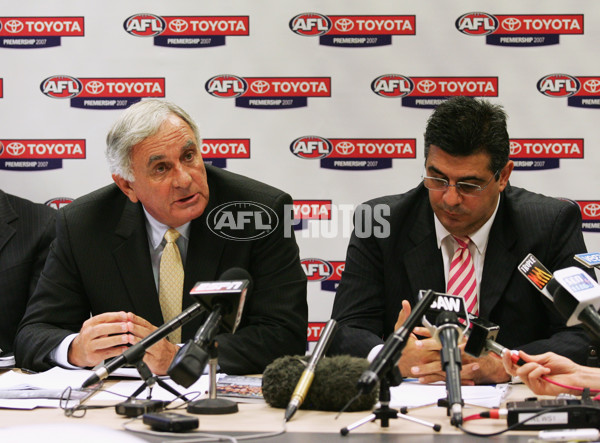 AFL Media - AFL 2006 Annual Report Briefing - 3091