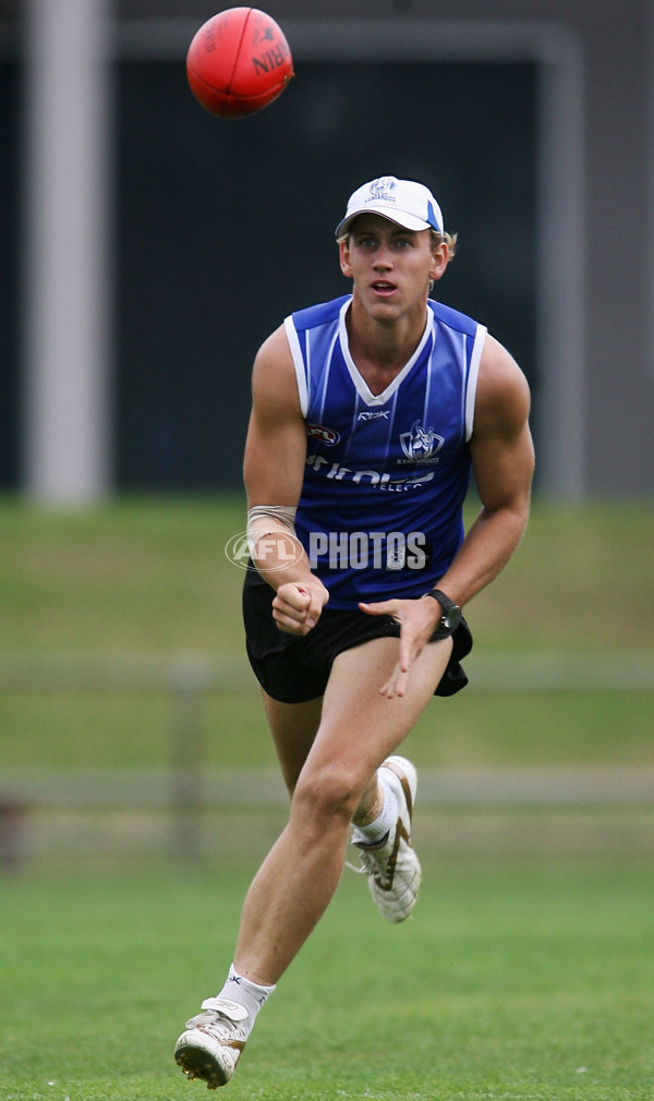 AFL - Kangaroos Training 280307 - 3197
