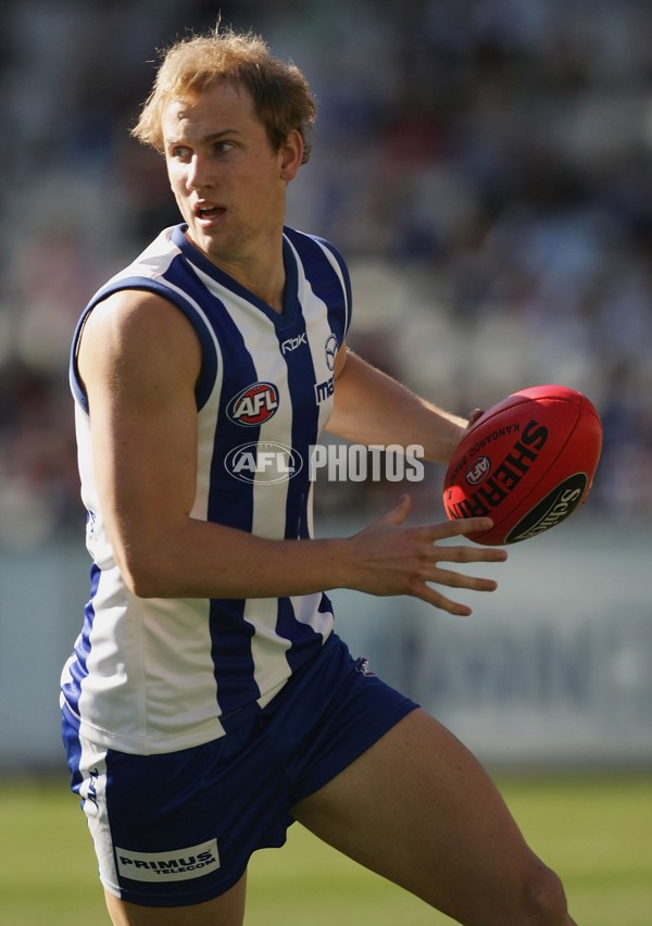AFL 2006 Rd 20 - Kangaroos v Melbourne - 39341