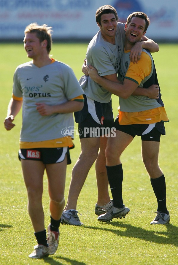 AFL 2006 Media - 2006 Carlton Train In Socceroos Jerseys - 46649