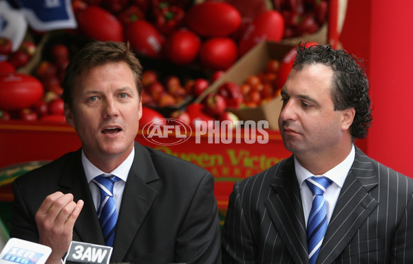 AFL 2008 Media - Kangaroos sponsor announcement 050208 - 47677