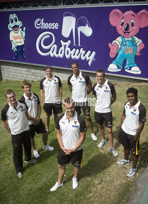 AFL 2008 Media â€“ Hawthorn Community Camp 050208 - 47708