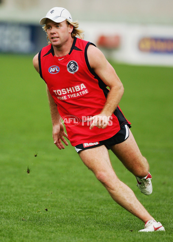 AFL 2005 Media - Carlton Training 140405 - 49421