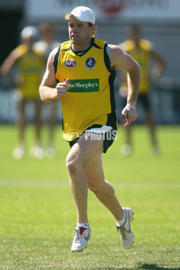 AFL 2005 Media - Carlton Training 301105 - 50016