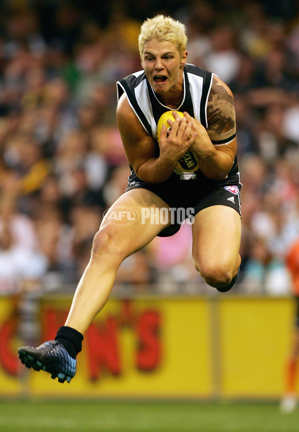 AFL 2005 Wizard Cup Rd 1 - Coliingwood v Richmond - 50103