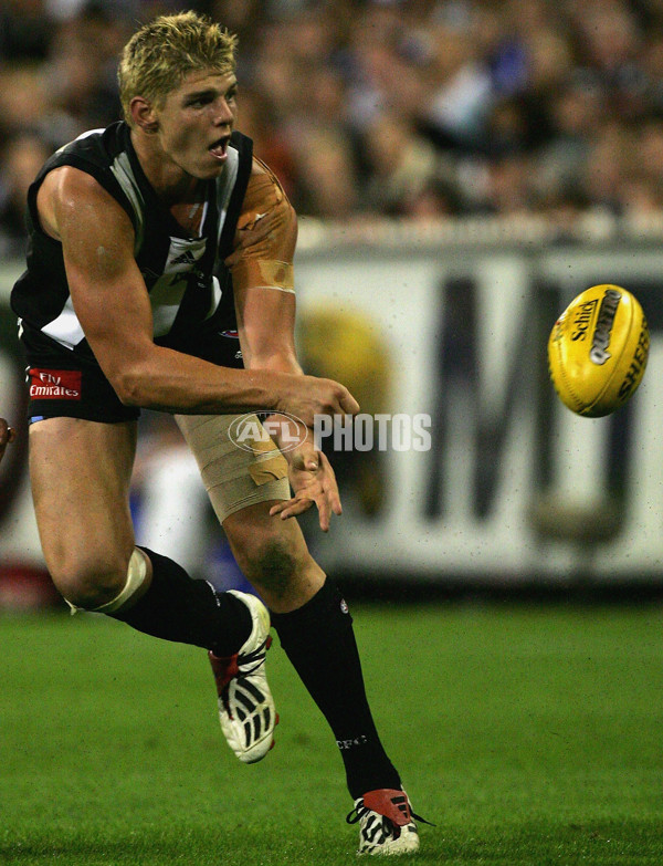 AFL 2005 Rd 4 - Kangaroos v Collingwood - 50264