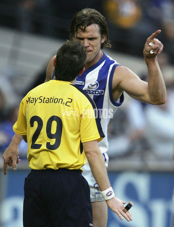 AFL 2005 1st Elimination Final - Kangaroos v Port Adelaide - 55945
