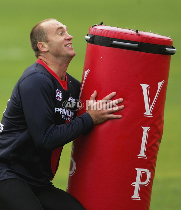 AFL 2005 Media - Melbourne Training 300505 - 56377